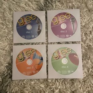 Glee Season 1 Volume 1 DVD’s